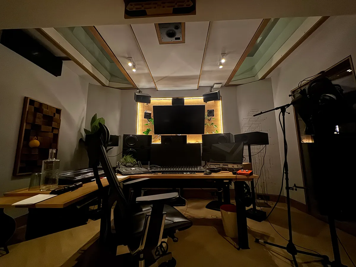 Studio — control room, wide view